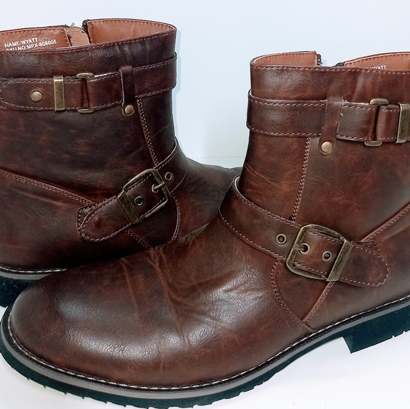 Polar Fox Wyatt Men's Dress Shoe - Picture 2 of 9